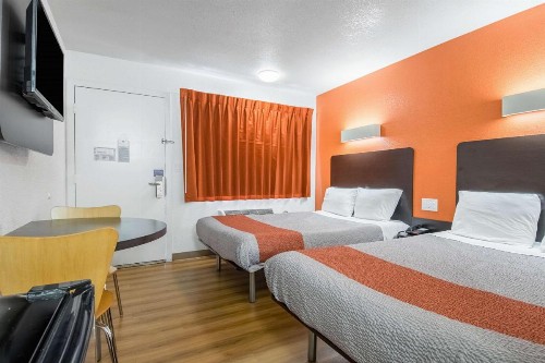 Motel 6 Bakersfield - image 50