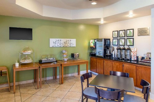 Sleep Inn & Suites Bakersfield North - image 5
