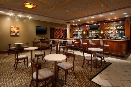 Four Points by Sheraton Bakersfield - image 29