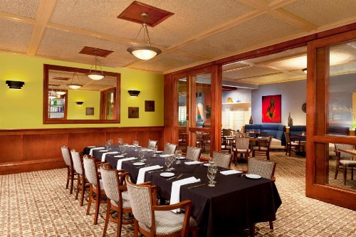 Four Points by Sheraton Bakersfield - image 30