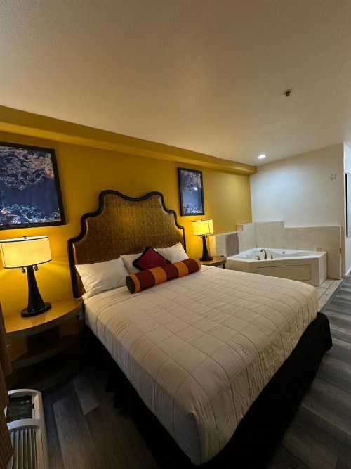 Knights Inn & Suites Bakersfield - image 8
