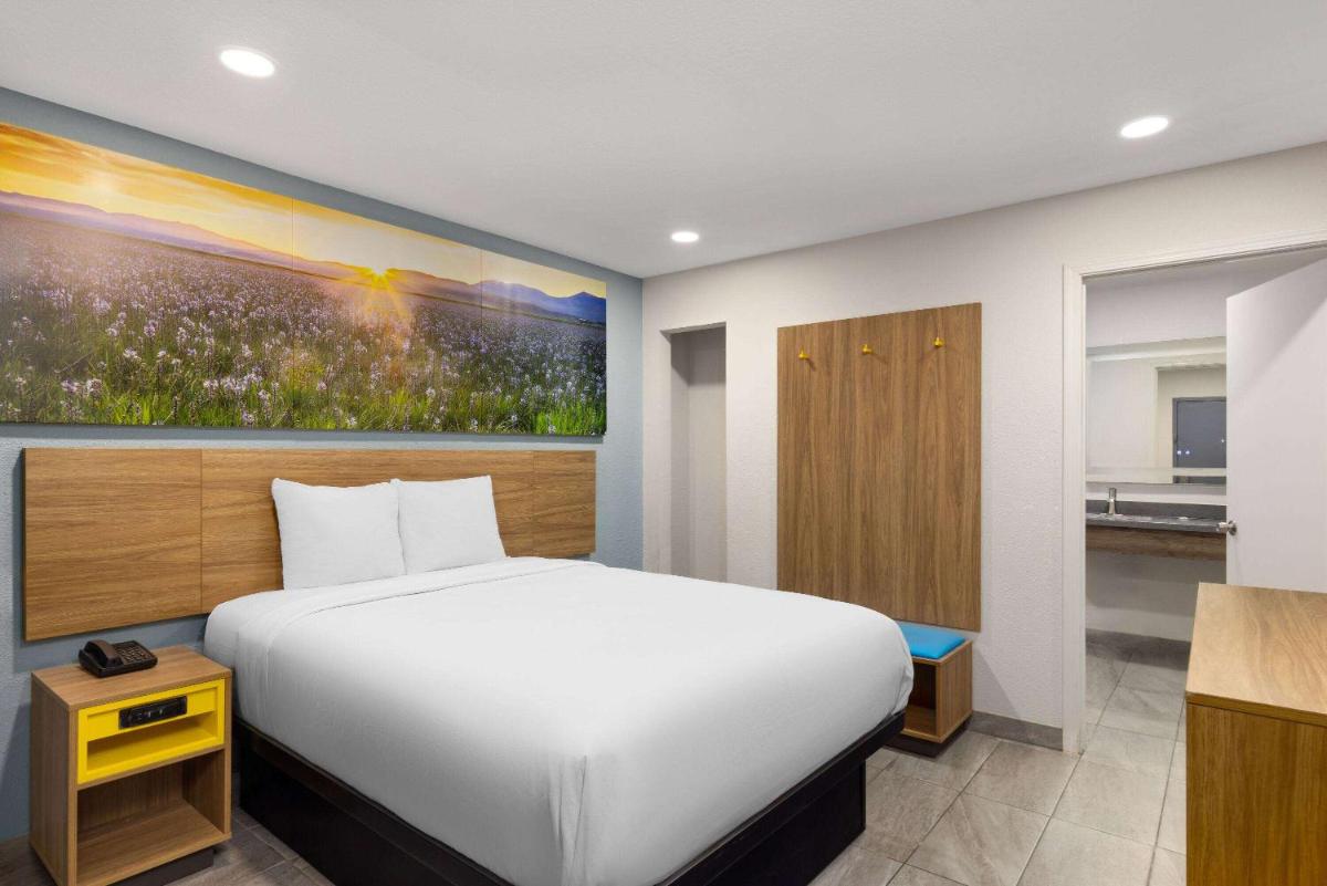 Rosedale Inn Bakersfield - main image