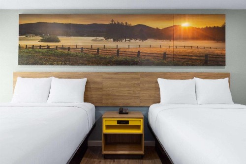 Rosedale Inn Bakersfield - image 24