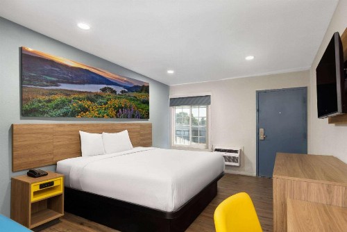 Rosedale Inn Bakersfield - image 5