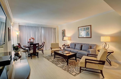 Sea View Hotel - image 10