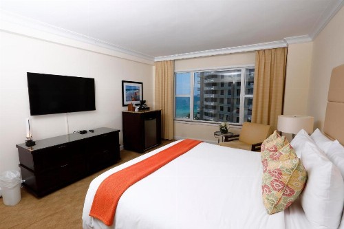 Sea View Hotel - image 24