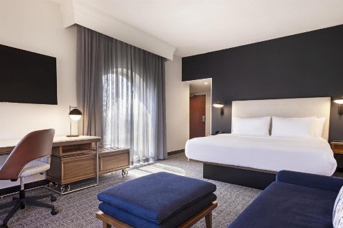 Courtyard by Marriott Baldwin Park - image 15