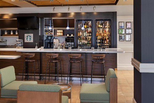 Courtyard by Marriott Baldwin Park - image 26
