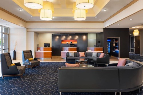 Courtyard by Marriott Baldwin Park - image 5