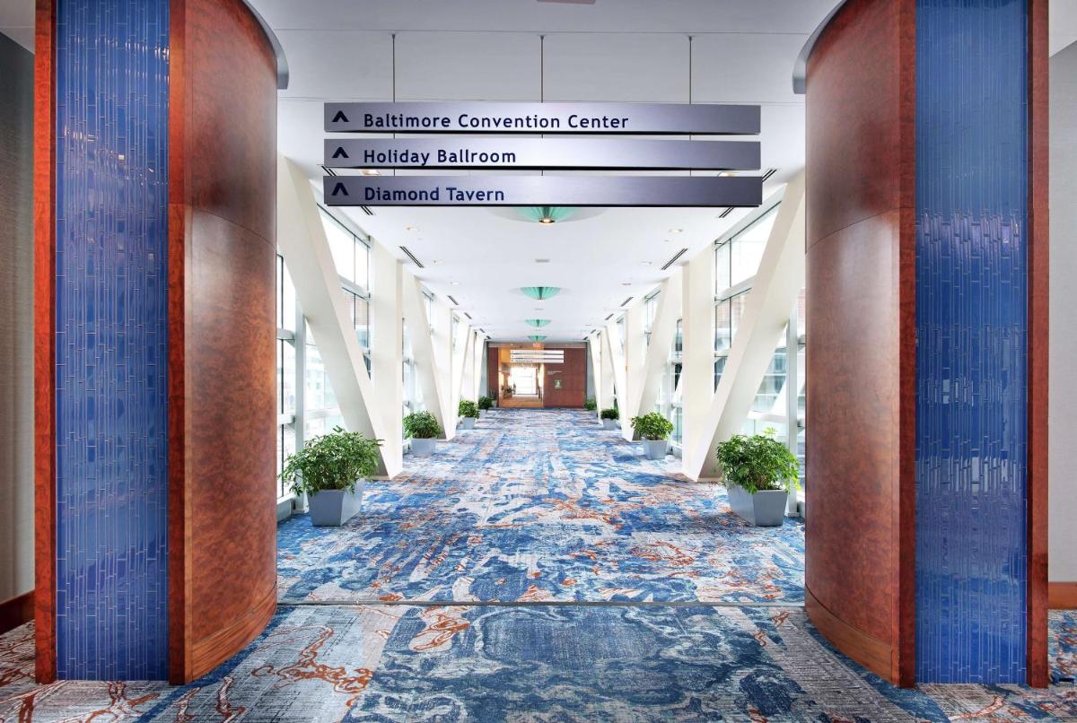 Hilton Baltimore Inner Harbor - image 2
