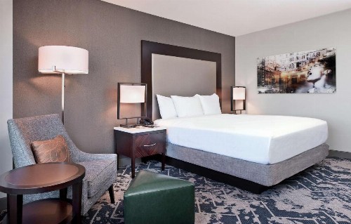 Hilton Baltimore Inner Harbor - image 22