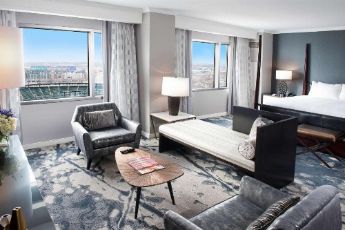 Hilton Baltimore Inner Harbor - image 8