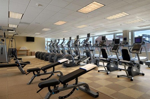 Hilton Baltimore Inner Harbor - image 9