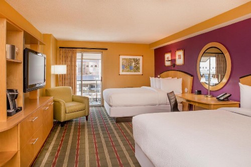 Pier 5 Hotel Baltimore Curio Collection by Hilton - image 6