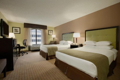 Days Inn by Wyndham Baltimore Inner Harbor - image 23