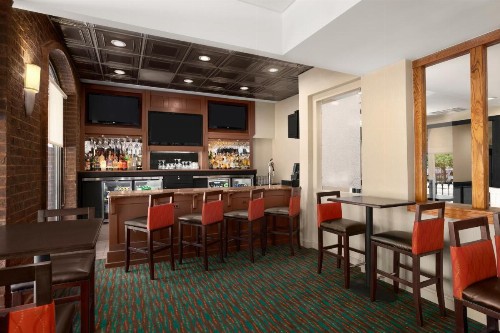 Days Inn by Wyndham Baltimore Inner Harbor - image 49