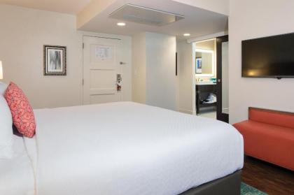 Hotel Indigo Baltimore Downtown an IHG Hotel - image 10