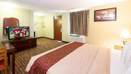 Red Roof Inn Baltimore Northwest - image 12