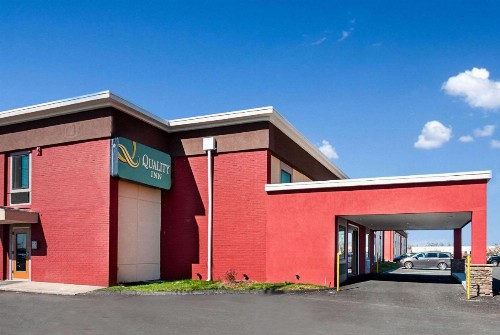 Quality inn near Pimlico Racetrack - image 1