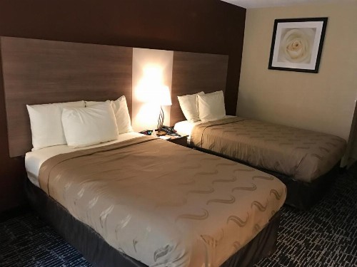 Quality inn near Pimlico Racetrack - image 21