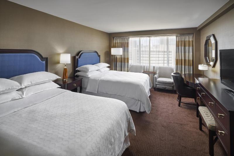 Sheraton Inner Harbor Hotel - image 5