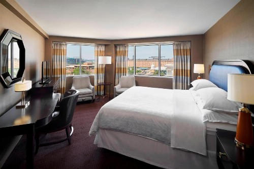 Sheraton Inner Harbor Hotel - image 13