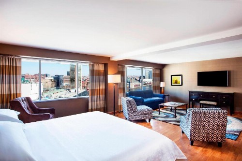 Sheraton Inner Harbor Hotel - image 20