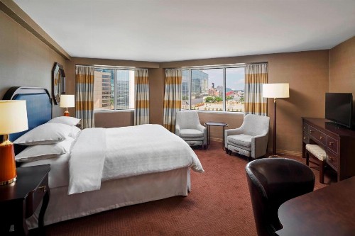 Sheraton Inner Harbor Hotel - image 24