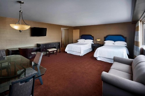 Sheraton Inner Harbor Hotel - image 26
