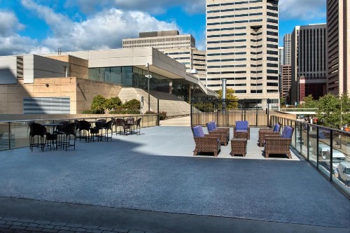Sheraton Inner Harbor Hotel - image 30