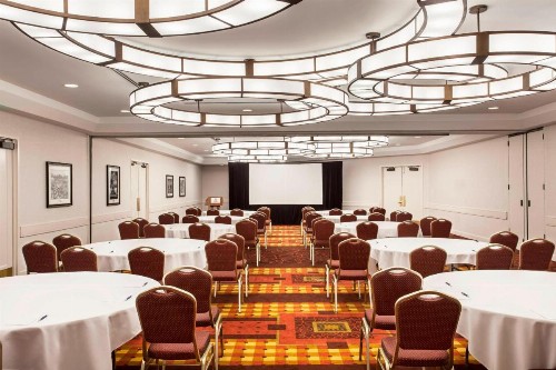 Sheraton Inner Harbor Hotel - image 41