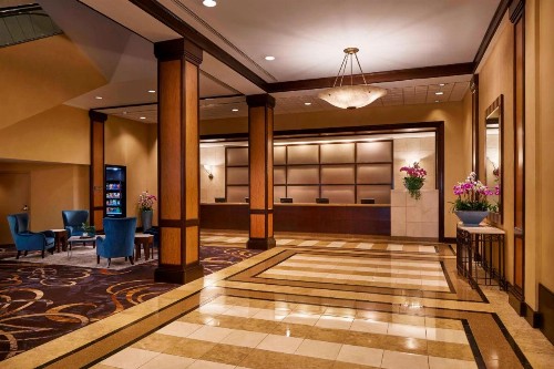 Sheraton Inner Harbor Hotel - image 9