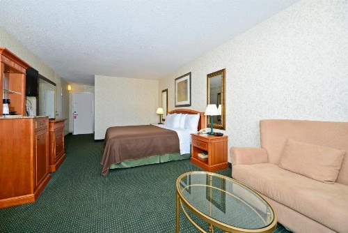 Americas Best Value Inn - Baltimore - image 14
