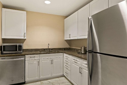 Royal Sonesta Harbor Court Baltimore - image 33