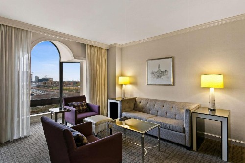 Royal Sonesta Harbor Court Baltimore - image 44