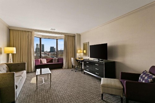 Royal Sonesta Harbor Court Baltimore - image 49