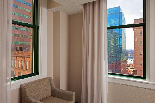 SpringHill Suites by Marriott Baltimore Downtown/Inner Harbor - image 11