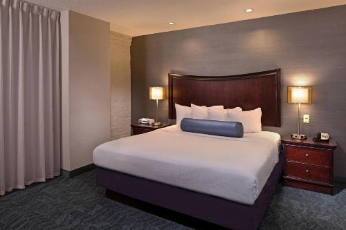SpringHill Suites by Marriott Baltimore Downtown/Inner Harbor - image 14