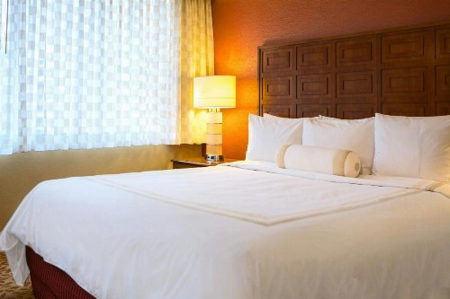 Baltimore Marriott Inner Harbor at Camden Yards - image 41