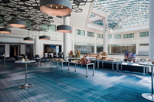 Renaissance Baltimore Harborplace Hotel - image 38