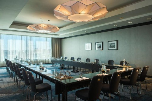 Renaissance Baltimore Harborplace Hotel - image 41