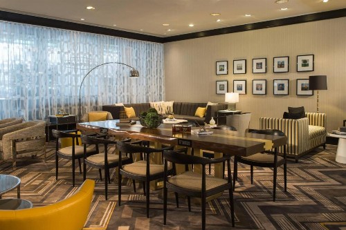 Renaissance Baltimore Harborplace Hotel - image 5