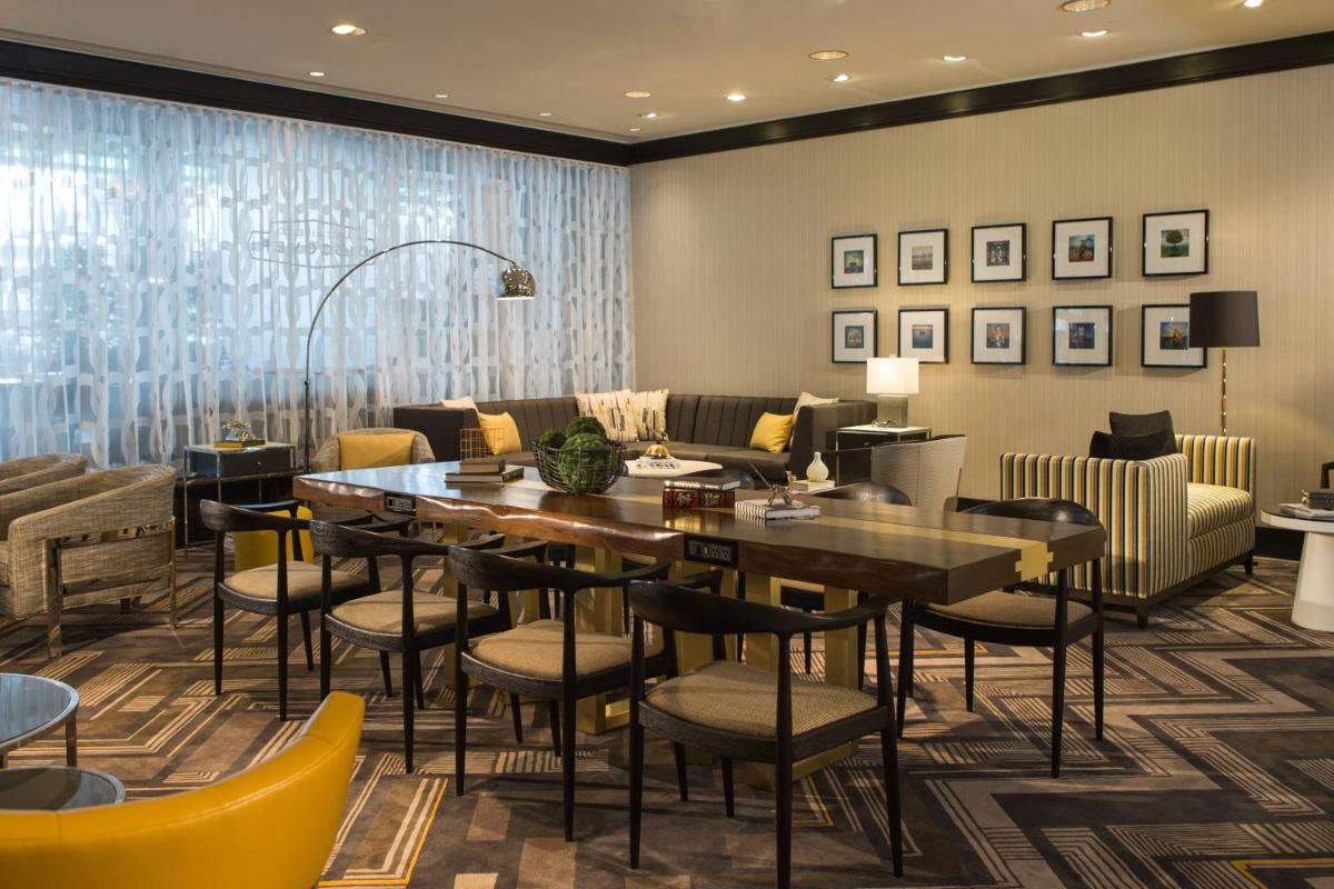 Renaissance Baltimore Harborplace Hotel - image 5