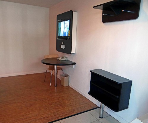 Motel 6 Baltimore Downtown - image 13