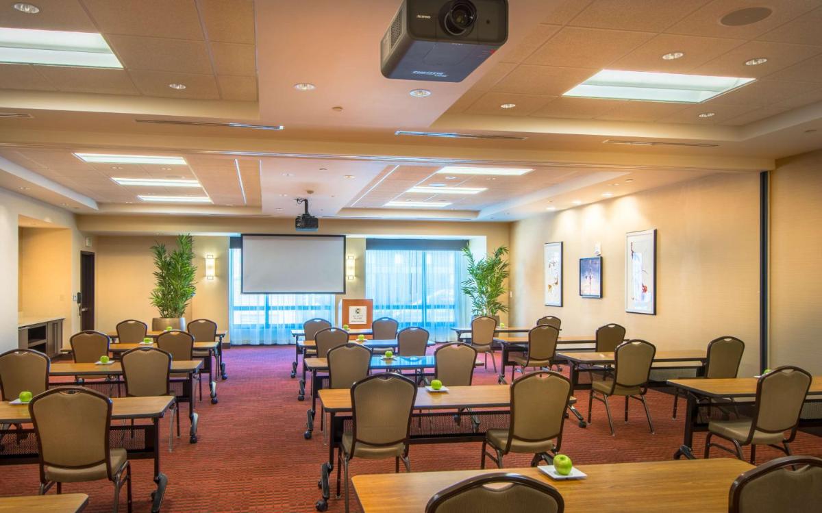 Hyatt Place Inner Harbor - image 2