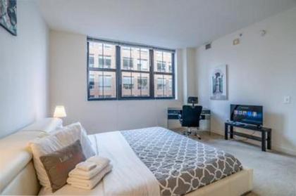 Heaven On Baltimore at Harborfront - image 9