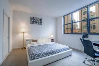 Heaven On Baltimore at Harborfront - image 10