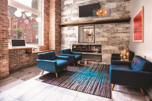 La Quinta by Wyndham Baltimore Downtown - image 15
