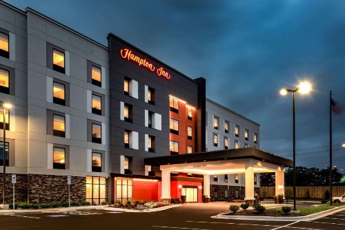 Hampton Inn Baltimore Bayview Campus - image 1