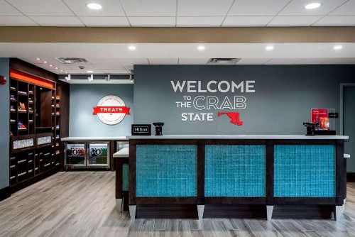 Hampton Inn Baltimore Bayview Campus - image 5